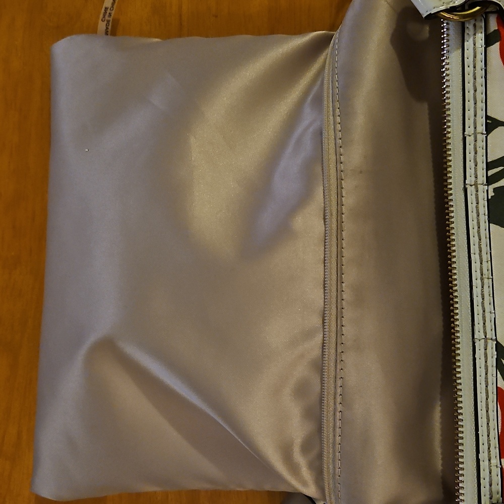Coach Poppy Floral Y2K Hallie East/West Tote Bag J1220-22442 - Picture 15 of 16